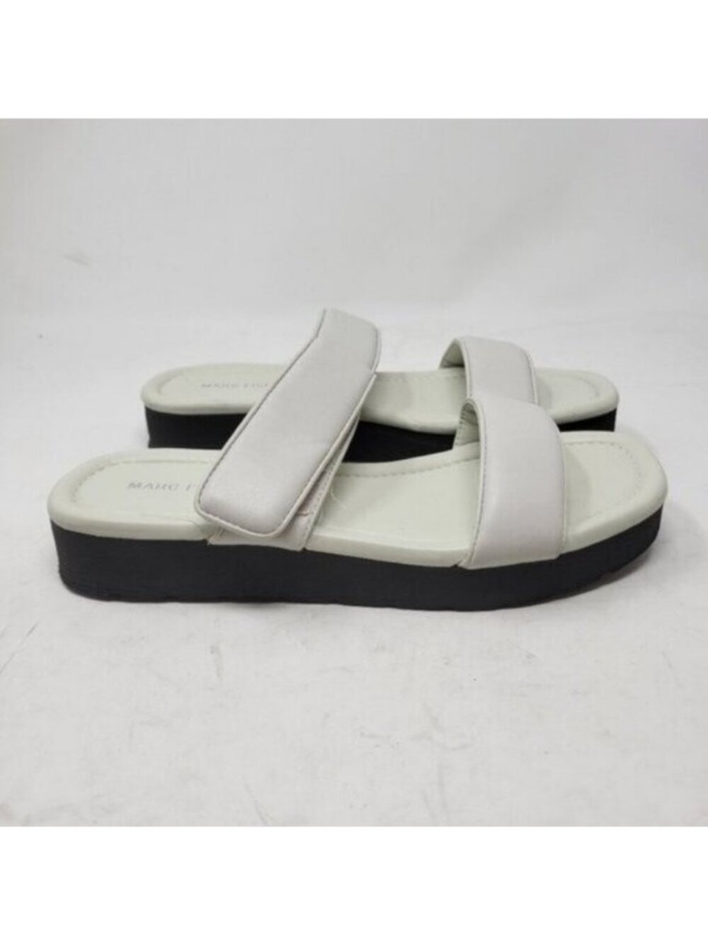 Marc Fisher | Double Strap Cushioned Kina Round Toe Platform Sandals White Gray - Picture 7 of 11